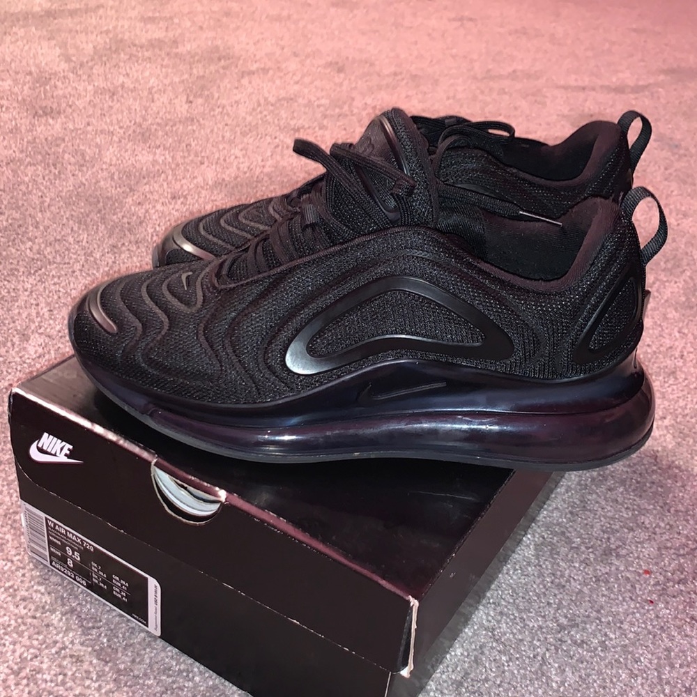 Women’s Air Max 720